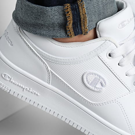 Champion - RD18 Low S21905 Triple White sneakers Champion - RD18 Low S21905 Triple White sneakers Champion 100% authentic RD18 Low S21905 Triple White sneakers